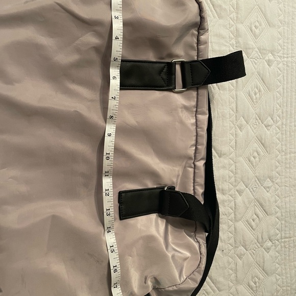 Steve Madden Elegant Light silver and Black Travel Bag - Picture 11 of 11